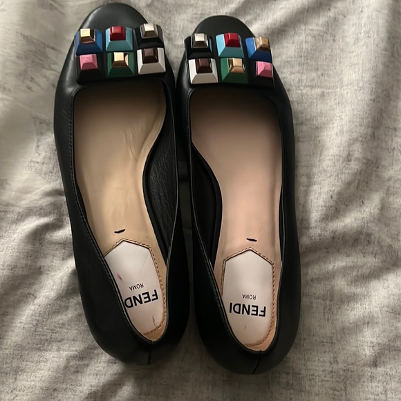 Fendi flat shoes - Picture 1 of 6